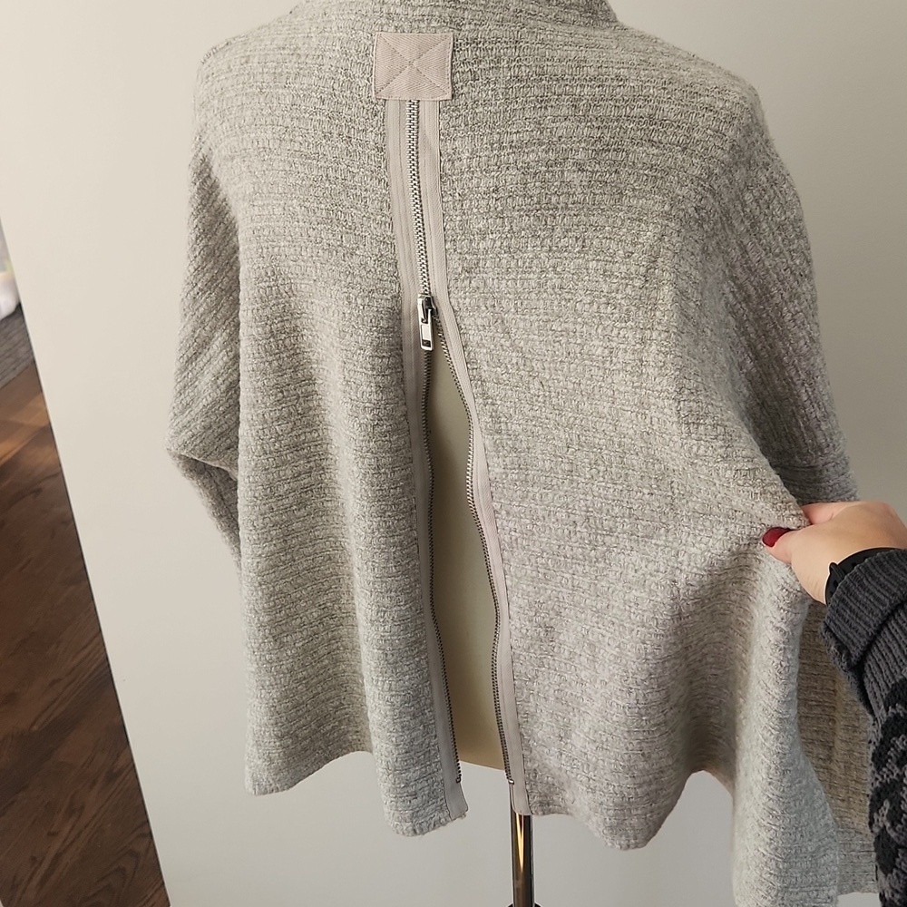 FP Zipper Back Sweater - Picture 7 of 9